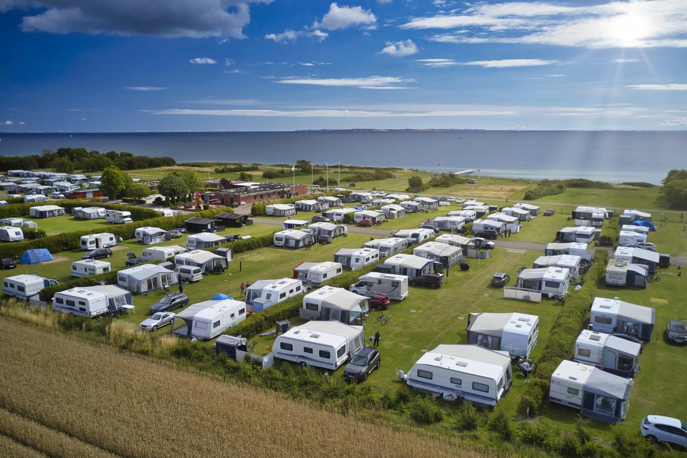 Der Wohnwagen auf Hygge Strand Camping