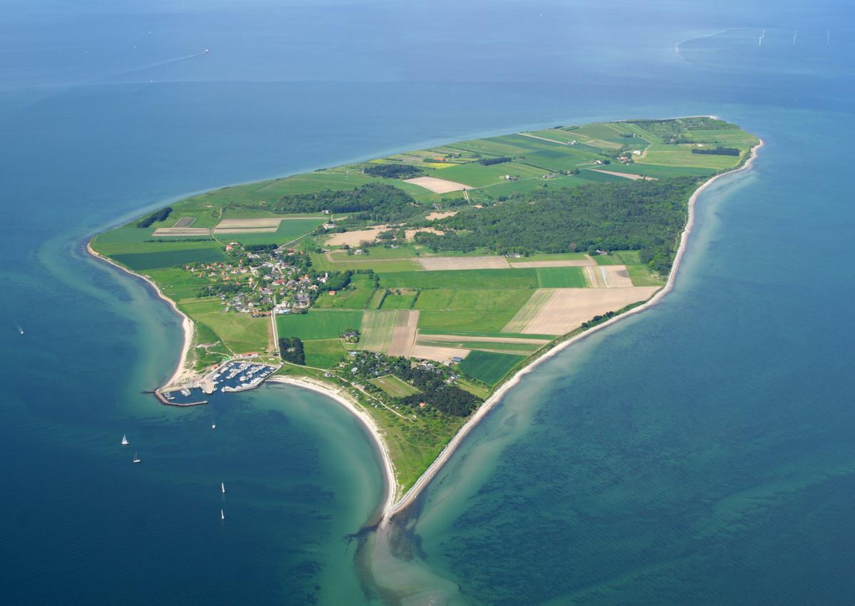 Luftbild von Tunø – autofreie Insel für die ganze Familie