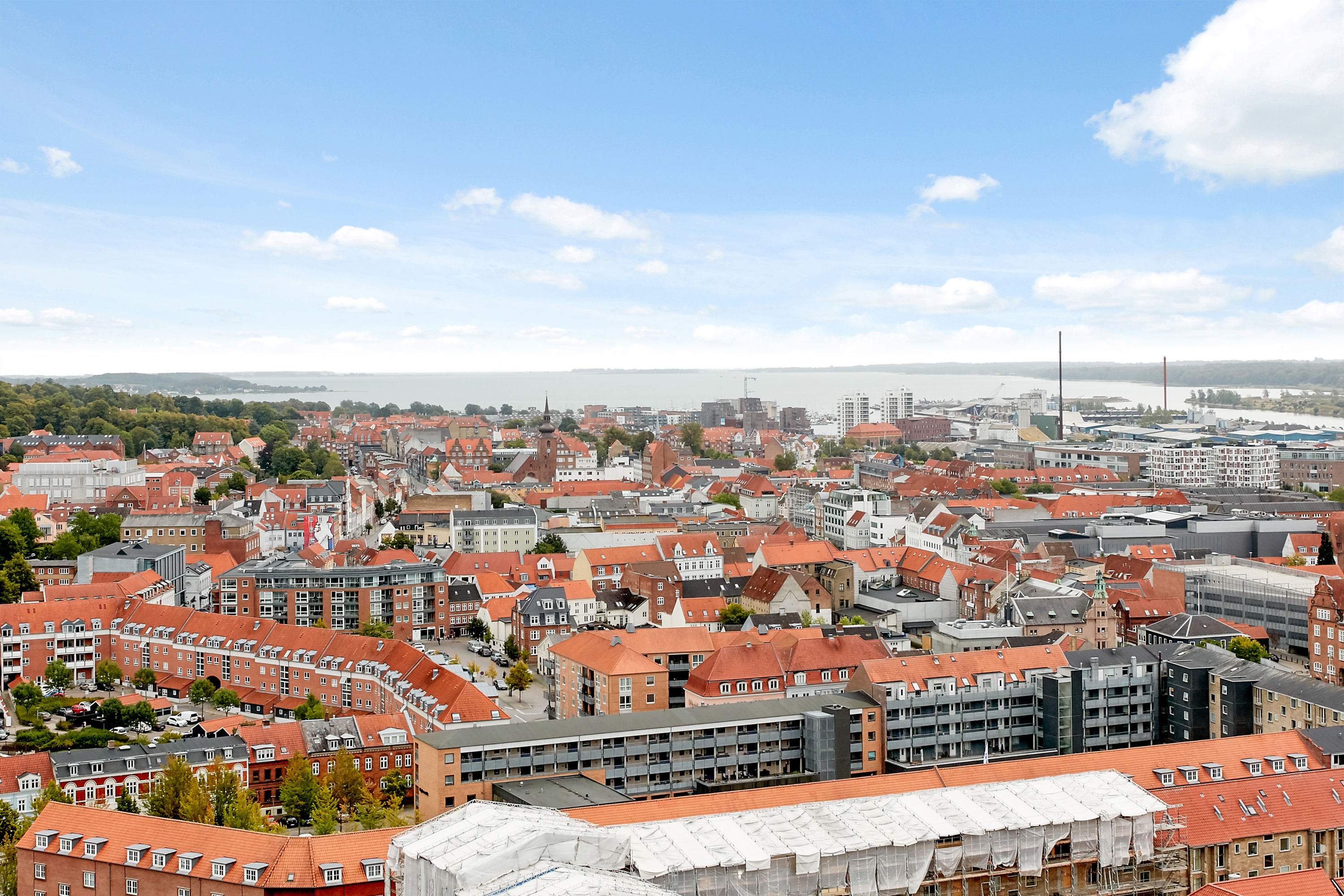 Udsigten fra toppen af Campus Horsens i 63 meters højde