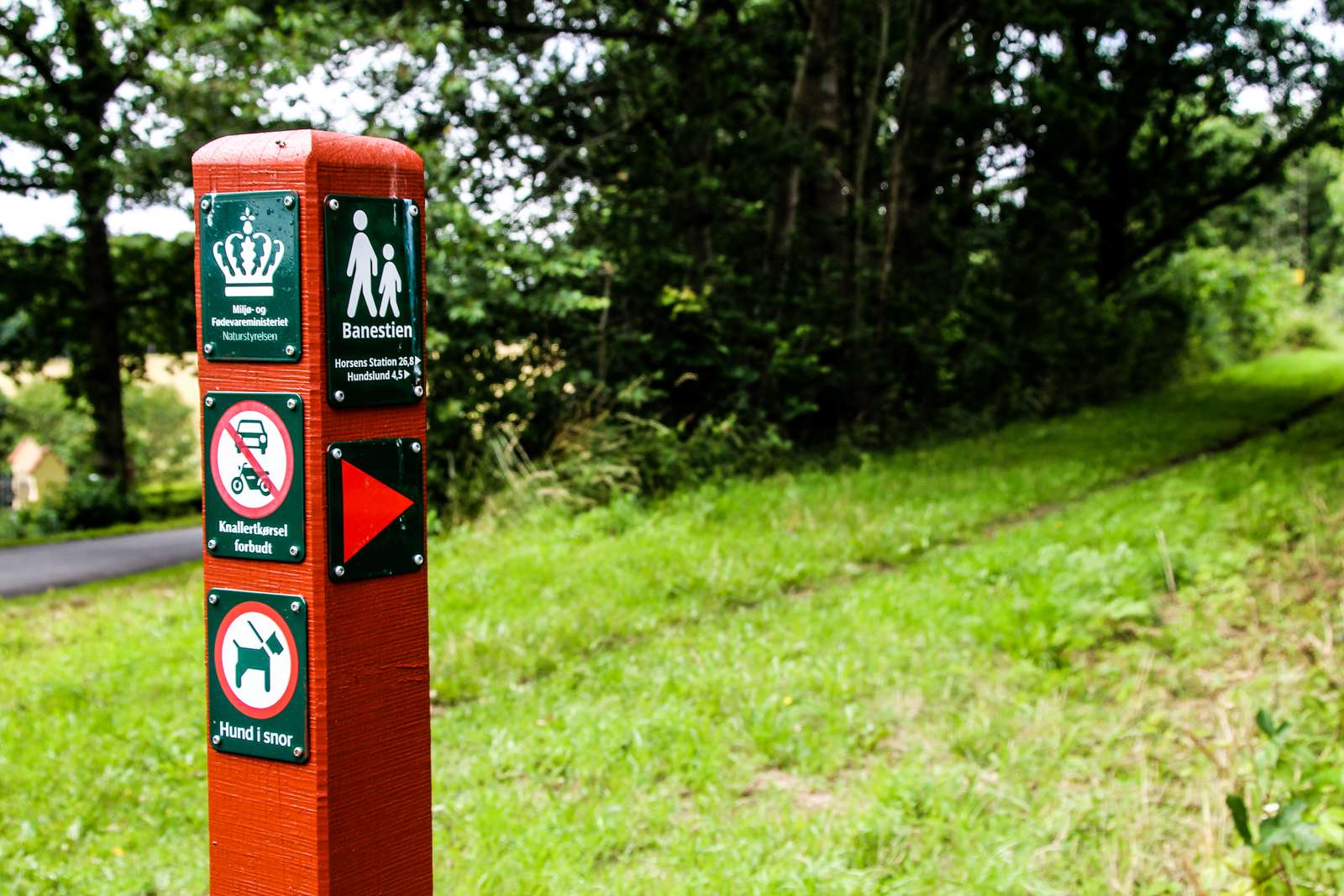 Skilt for Banestien Horsens-Odder