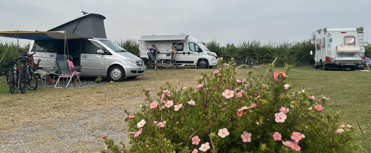 Autocampere på Hygge Strand Camping